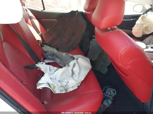 JTNB11HK4J3000953 2018 TOYOTA CAMRY - Image 8