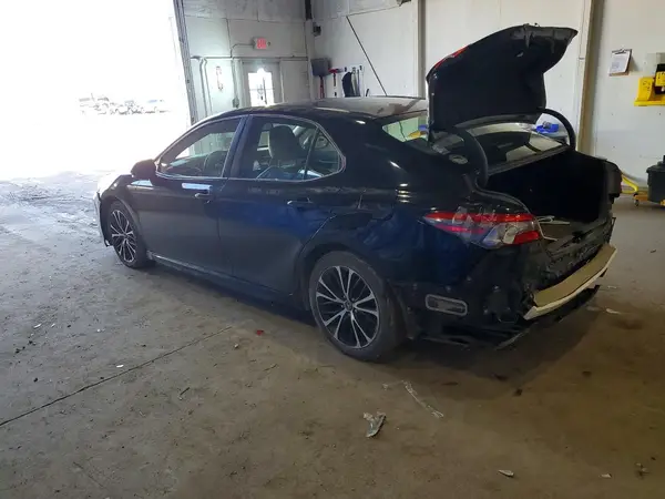 JTNB11HK4J3003061 2018 TOYOTA CAMRY - Image 2