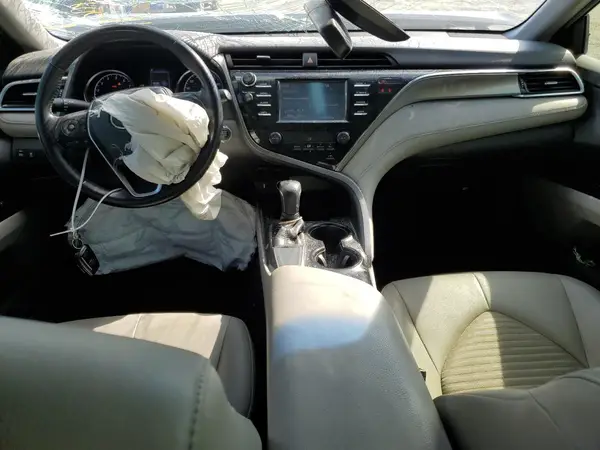 JTNB11HK4J3003092 2018 TOYOTA CAMRY - Image 8