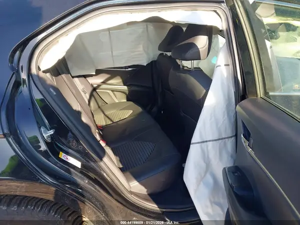 JTNB11HK4J3003142 2018 TOYOTA CAMRY - Image 8