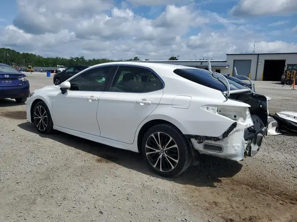 JTNB11HK4J3007207 2018 TOYOTA CAMRY - Image 2