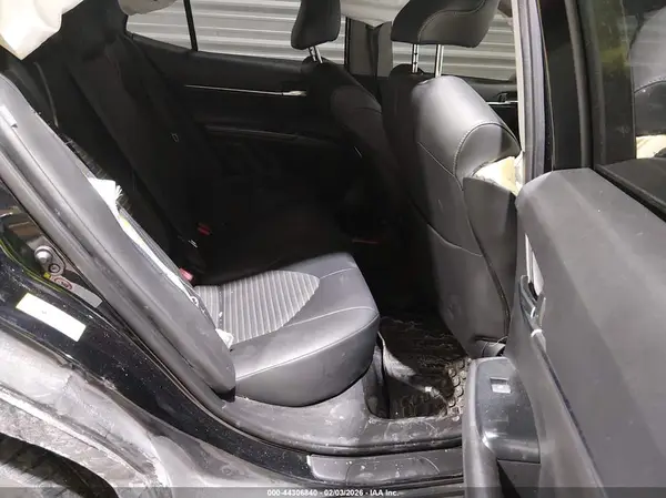 JTNB11HK4J3007725 2018 TOYOTA CAMRY - Image 8