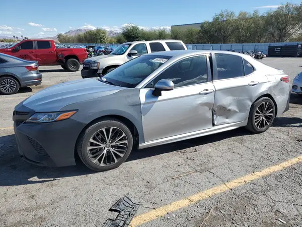 JTNB11HK4J3014139 2018 TOYOTA CAMRY - Image 1