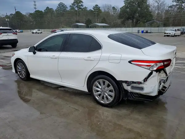 JTNB11HK4J3015310 2018 TOYOTA CAMRY - Image 2