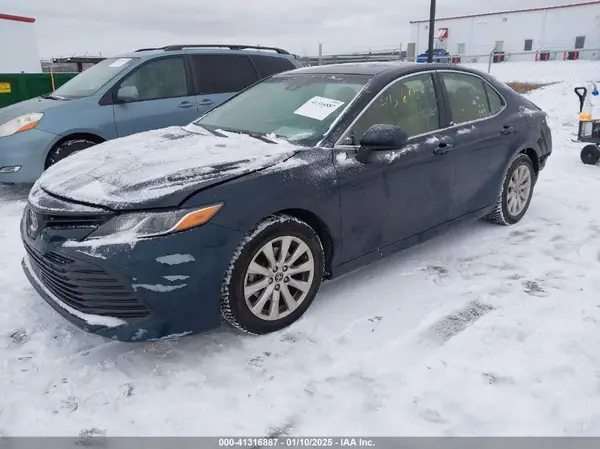 JTNB11HK4J3016778 2018 TOYOTA CAMRY - Image 2