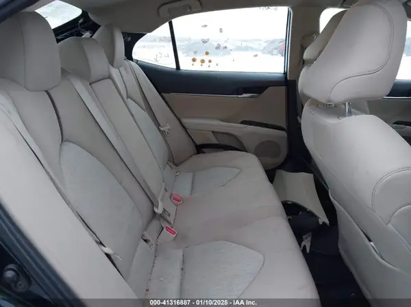 JTNB11HK4J3016778 2018 TOYOTA CAMRY - Image 8