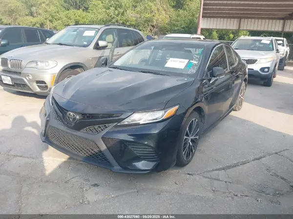 JTNB11HK4J3018238 2018 TOYOTA CAMRY - Image 2