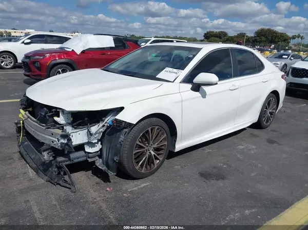 JTNB11HK4J3018790 2018 TOYOTA CAMRY - Image 2