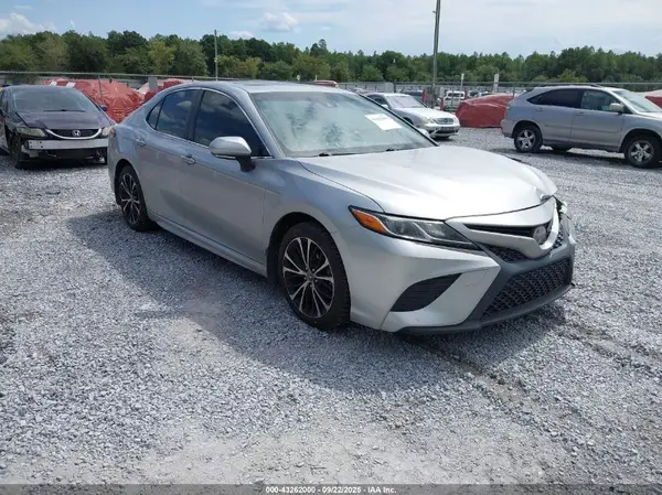 JTNB11HK4J3019258 2018 TOYOTA CAMRY - Image 1
