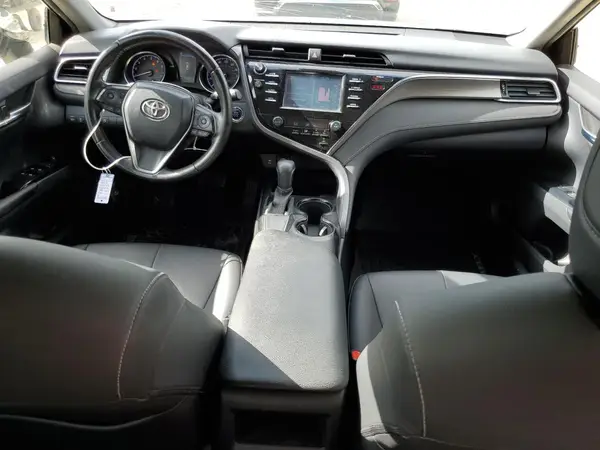 JTNB11HK4J3020281 2018 TOYOTA CAMRY - Image 8