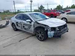JTNB11HK4J3025738 2018 TOYOTA CAMRY