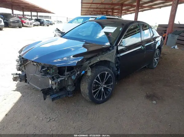 JTNB11HK4J3027103 2018 TOYOTA CAMRY - Image 2