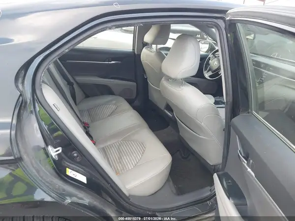 JTNB11HK4J3031457 2018 TOYOTA CAMRY - Image 8