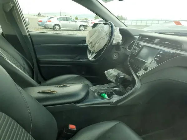 JTNB11HK4J3031801 2018 TOYOTA CAMRY - Image 8