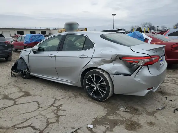 JTNB11HK4J3033189 2018 TOYOTA CAMRY - Image 2