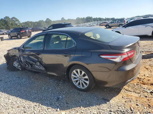JTNB11HK4J3034777 2018 TOYOTA CAMRY - Image 2