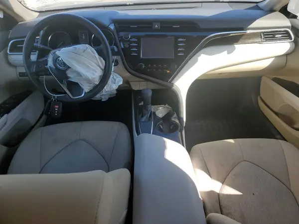 JTNB11HK4J3034777 2018 TOYOTA CAMRY - Image 8