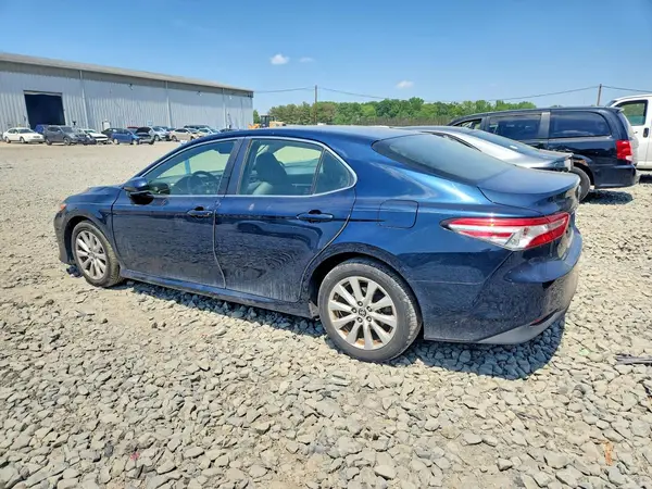 JTNB11HK4J3034830 2018 TOYOTA CAMRY - Image 2