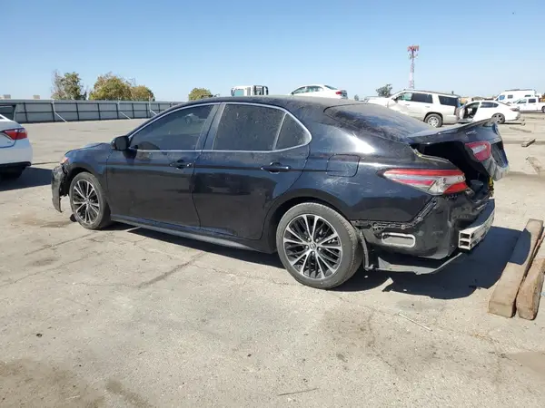 JTNB11HK4J3037775 2018 TOYOTA CAMRY - Image 2