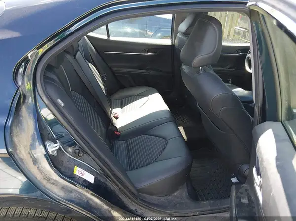 JTNB11HK4J3039607 2018 TOYOTA CAMRY - Image 8