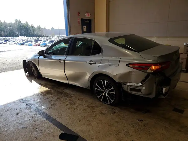 JTNB11HK4J3044189 2018 TOYOTA CAMRY - Image 2
