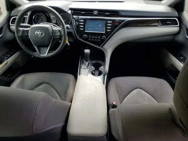 JTNB11HK4J3045102 2018 TOYOTA CAMRY - Image 8