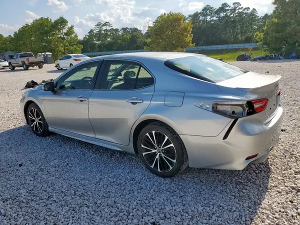 JTNB11HK4J3045164 2018 TOYOTA CAMRY - Image 2