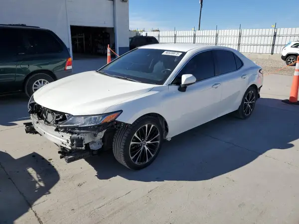 JTNB11HK4J3049344 2018 TOYOTA CAMRY - Image 1