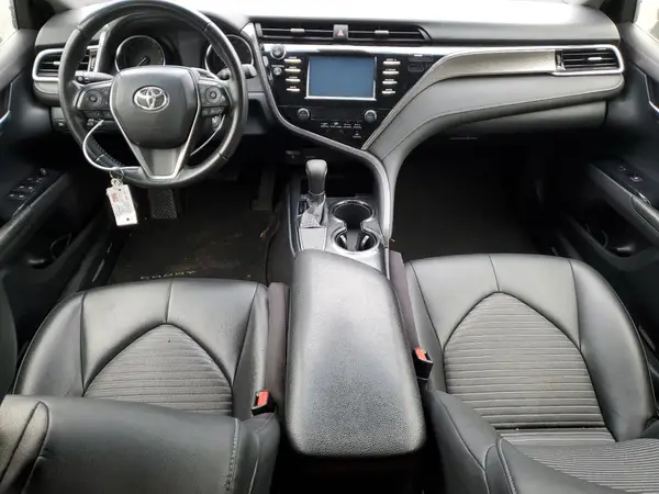 JTNB11HK4J3050395 2018 TOYOTA CAMRY - Image 8