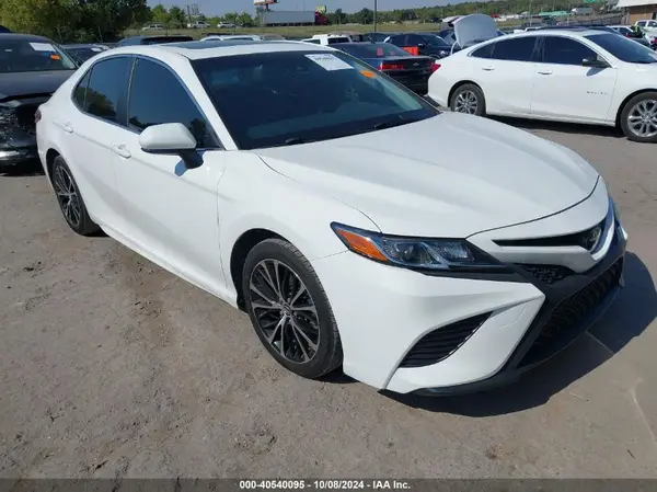 JTNB11HK4J3072896 2018 TOYOTA CAMRY - Image 1