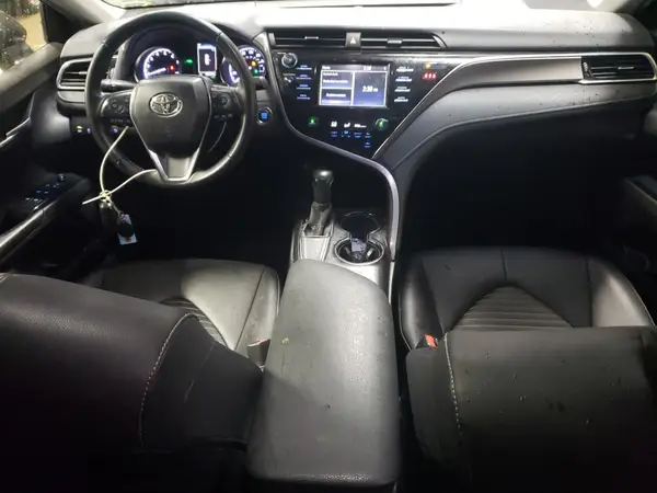 JTNB11HK5J3000444 2018 TOYOTA CAMRY - Image 8