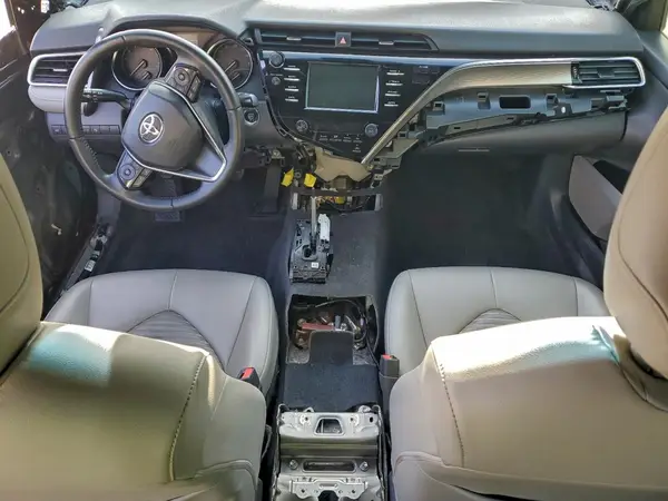 JTNB11HK5J3005286 2018 TOYOTA CAMRY - Image 8