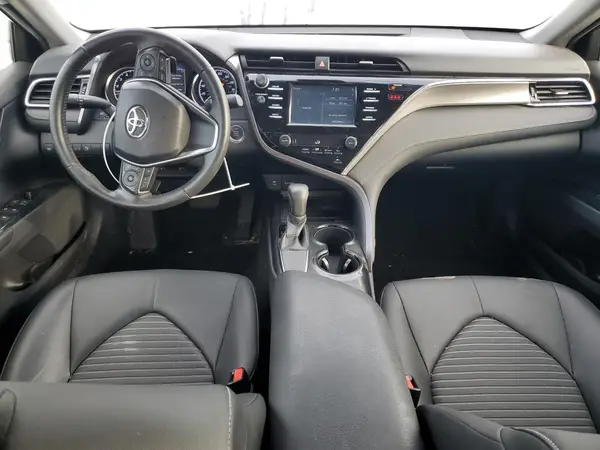 JTNB11HK5J3008463 2018 TOYOTA CAMRY - Image 8