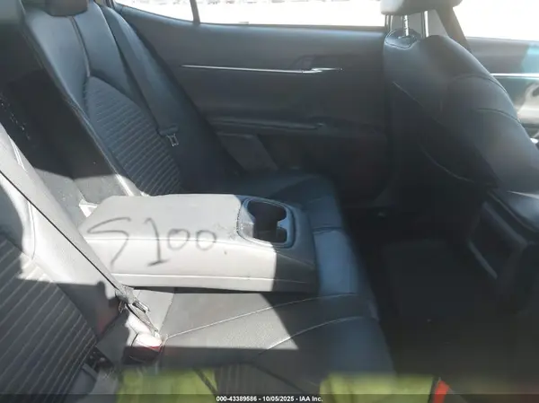 JTNB11HK5J3008530 2018 TOYOTA CAMRY - Image 8