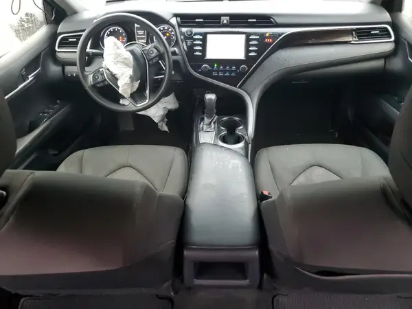 JTNB11HK5J3009161 2018 TOYOTA CAMRY - Image 8