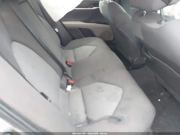 JTNB11HK5J3011749 2018 TOYOTA CAMRY - Image 8