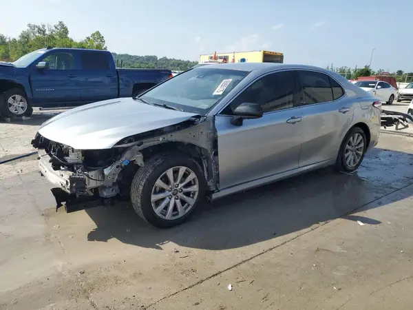 JTNB11HK5J3012528 2018 TOYOTA CAMRY - Image 1