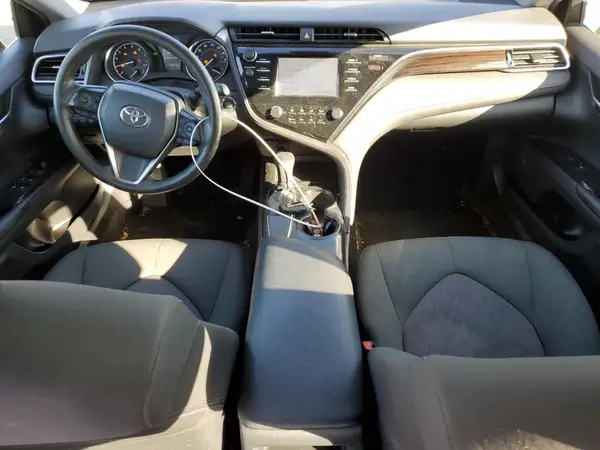 JTNB11HK5J3013856 2018 TOYOTA CAMRY - Image 8