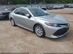 JTNB11HK5J3015218 2018 TOYOTA CAMRY