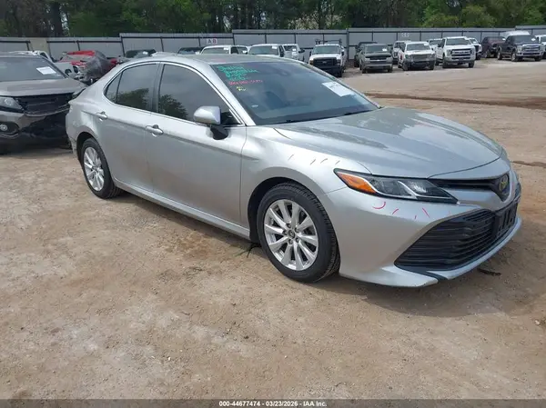 JTNB11HK5J3015218 2018 TOYOTA CAMRY - Image 1