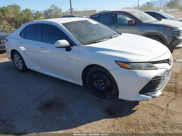 JTNB11HK5J3015512 2018 TOYOTA CAMRY - Image 1