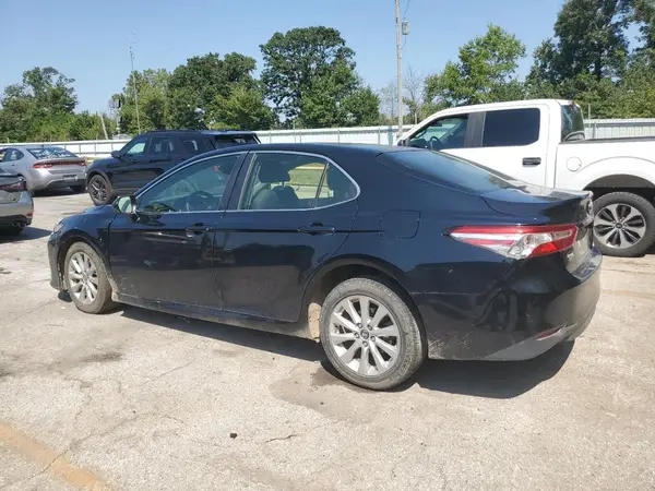 JTNB11HK5J3018281 2018 TOYOTA CAMRY - Image 2