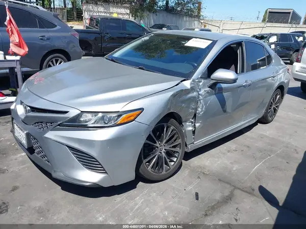 JTNB11HK5J3020225 2018 TOYOTA CAMRY - Image 2