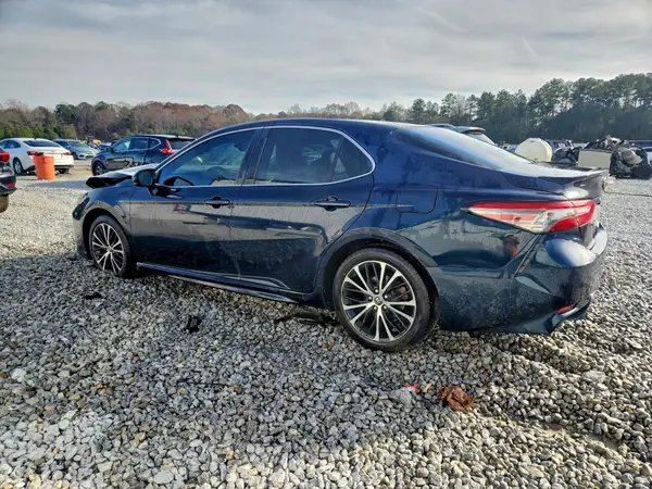 JTNB11HK5J3024467 2018 TOYOTA CAMRY - Image 2