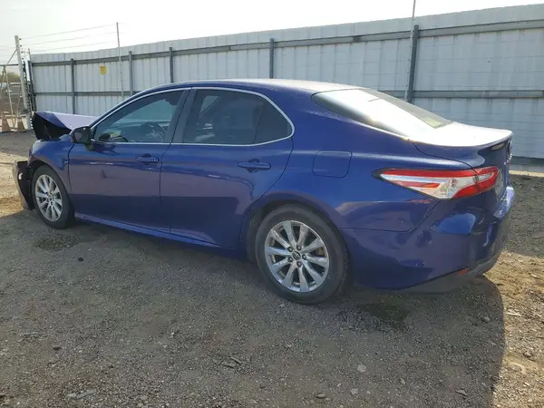 JTNB11HK5J3025442 2018 TOYOTA CAMRY - Image 2