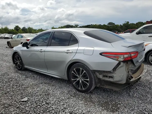 JTNB11HK5J3025456 2018 TOYOTA CAMRY - Image 2