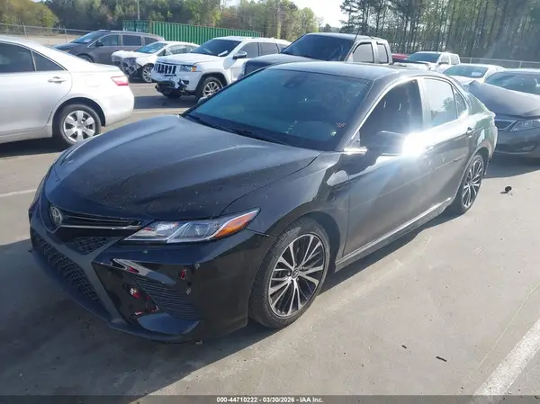 JTNB11HK5J3026039 2018 TOYOTA CAMRY - Image 2