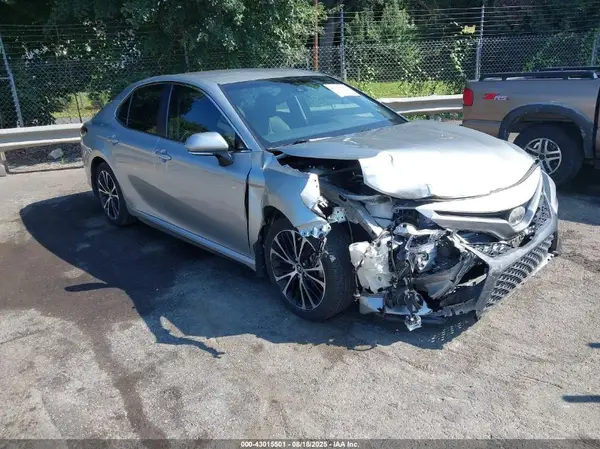 JTNB11HK5J3029152 2018 TOYOTA CAMRY - Image 1