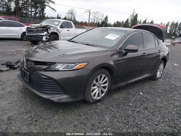 JTNB11HK5J3029345 2018 TOYOTA CAMRY - Image 2