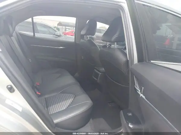 JTNB11HK5J3031077 2018 TOYOTA CAMRY - Image 8